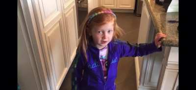 Little girls tells teacher dad is growing weed at home