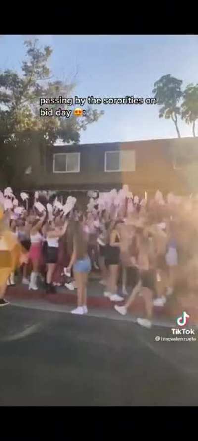 ?✌?????