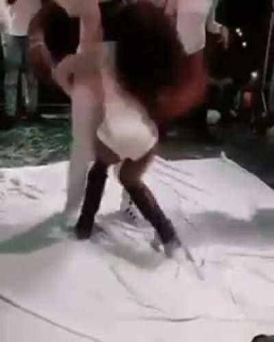 How the turn tables