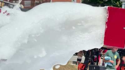 Suds gun