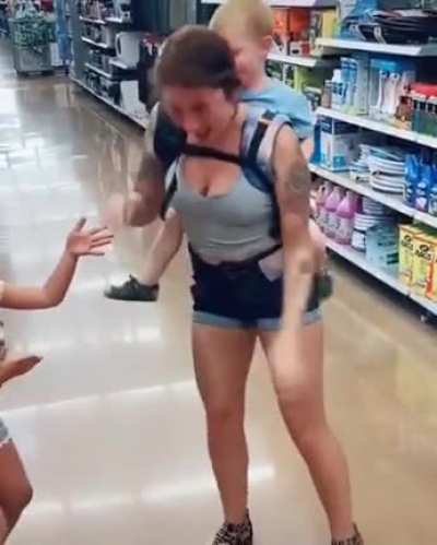 Backpack kids are a bad idea ?
