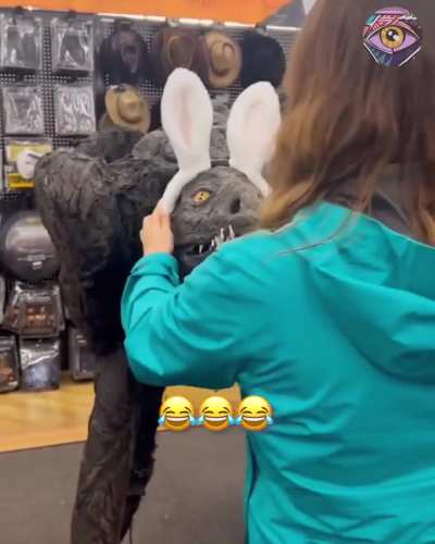 BEST HALLOWEEN COSTUME.