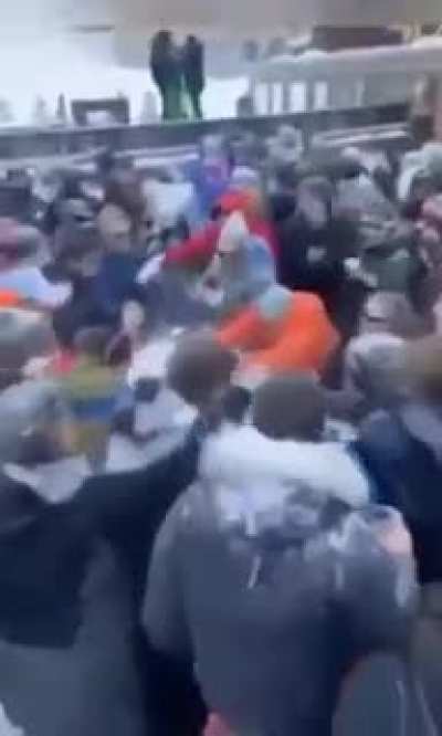 HMB while I get this party fired up using a tabletop ice turntable