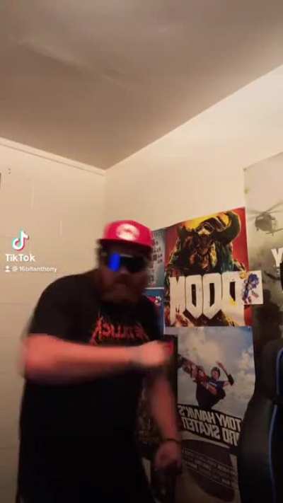 SwerveClips video xyhupvflfr