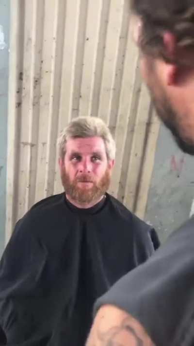 Giving haircuts and dignity to the homeless ??