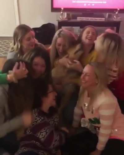 to lick all the girls