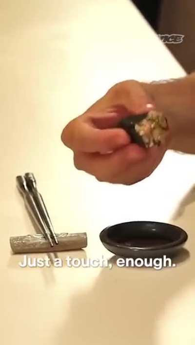 The correct way to eat Sushi