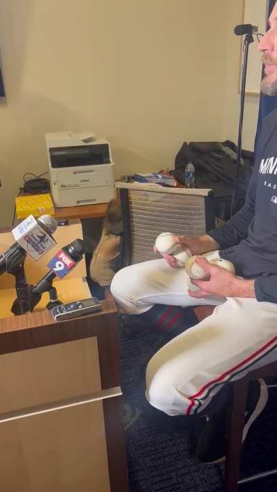 [Highlight] Rocco Baldellis daughter Louisa gets involved in the post game presser by handing her dad baseballs while he answers questions from the media.