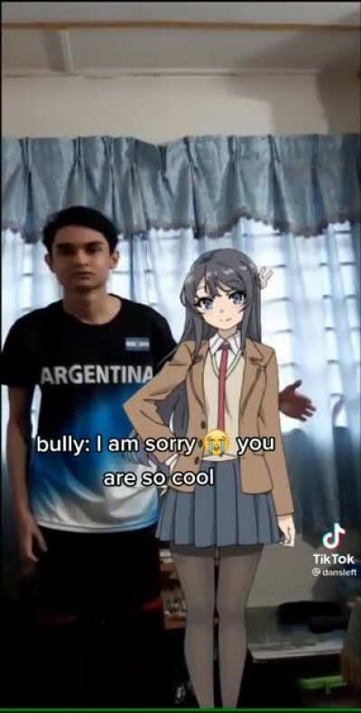 Weeb cringe moment??