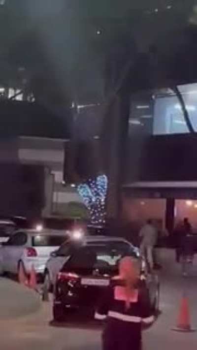 Idiot was refused entry and crashes into restaurant to see ex-lover [Johannesburg, South Africa]