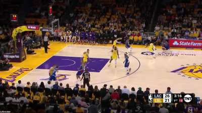 [Highlight] The LA Clippers get a delay of game warning for "standing up too long"