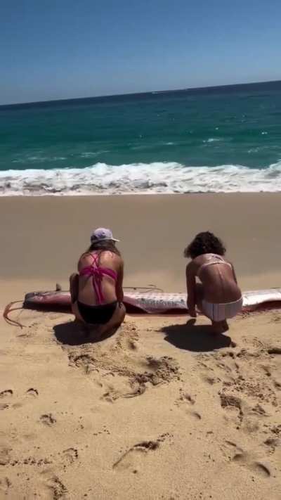 Doomsday fish washed up on shore