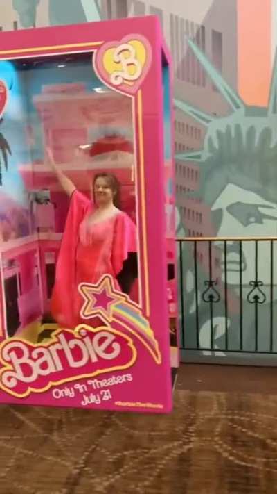 Ok wrap it up she won Barbenheimer.