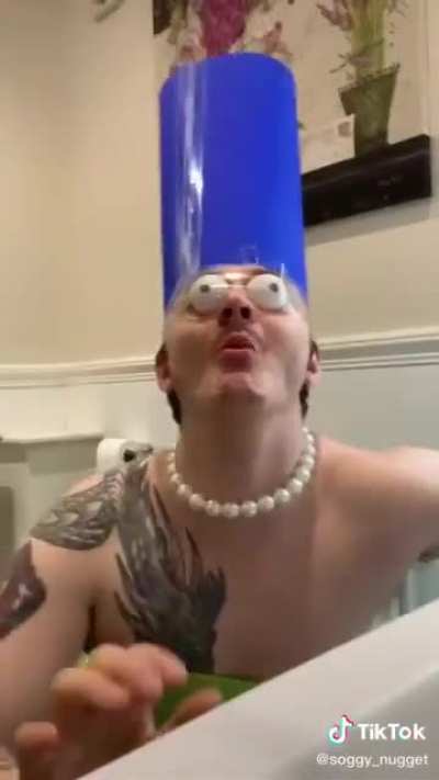 Marge Simpson’s sausage party