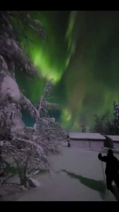 ? Mesmerizing aurora activity that happened in Lapland, Finland last Saturday