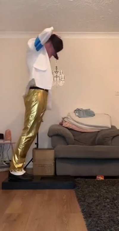 This is Michael Jackson’s lean method
