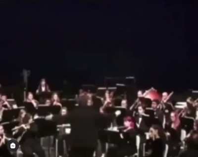 This dude had only one job…