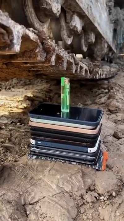 Lighting the lighter with the vehicle tracks ?