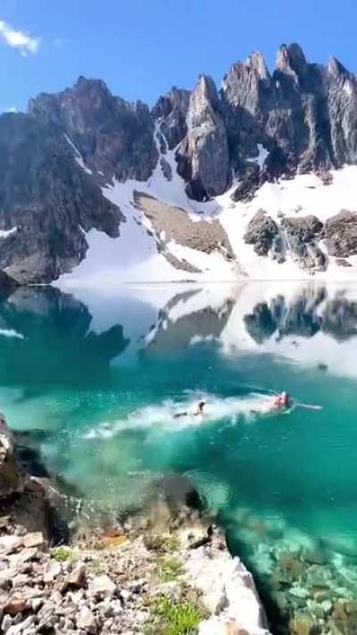 Chill Lake Dip With The Pup - Sawtooth Mountain, Idaho USA ??
