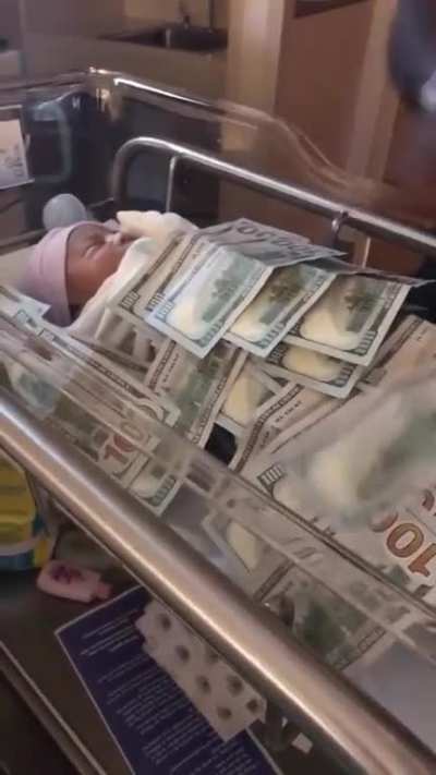 Man exposes newborn to germs because he wants to flex for social media.