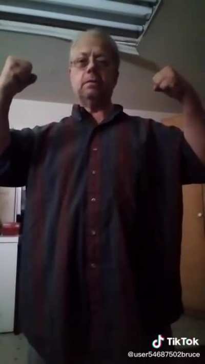 footage of cringetopia mods accidentally turning their camera on