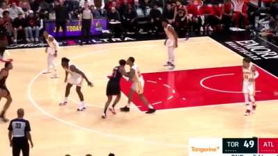 [Highlight] Scottie Barnes palms the ball and goes OVER John Collins for the slam.