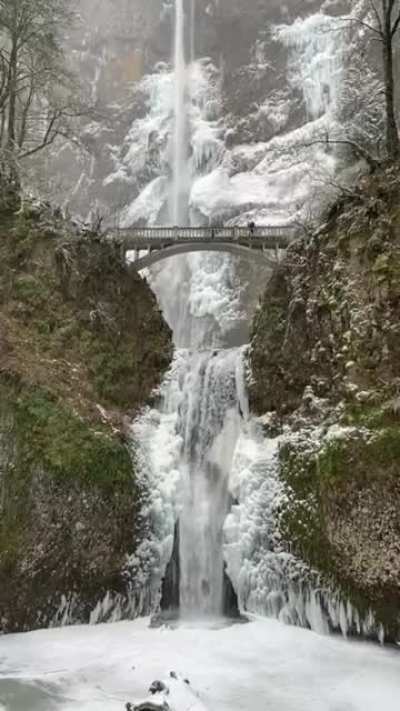 ? Multnomah Falls, Oregon ?