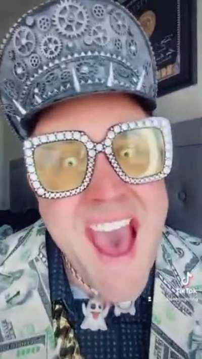 Captain bling bling