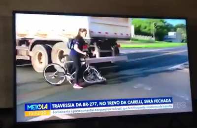 Crossing the street without looking both sides