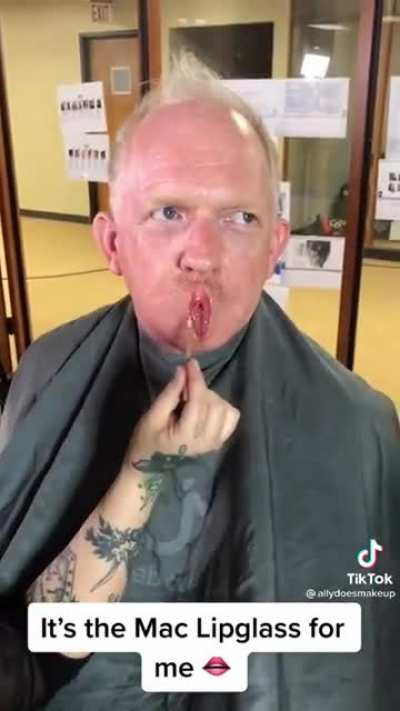 Vagina lips