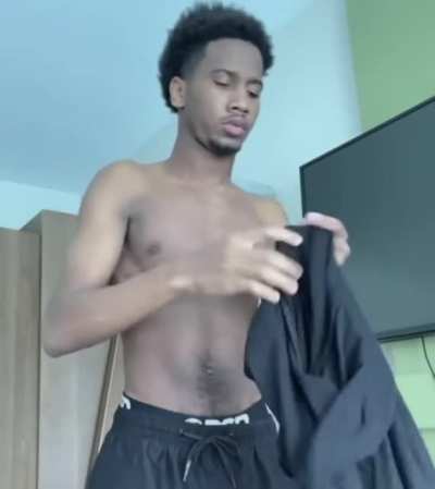 Deodorant vs black tshirt.