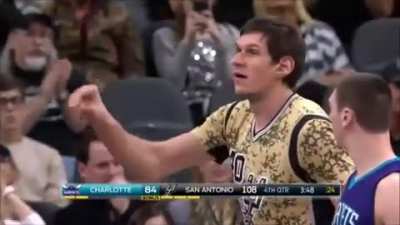 Realizing you're about to be guarded by a 7'4" opponent