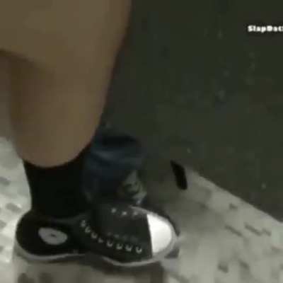 Public toilet time