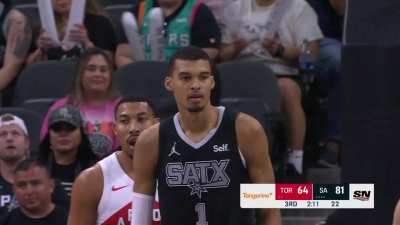 [Highlight] Wembanyama with his 5th block of the night