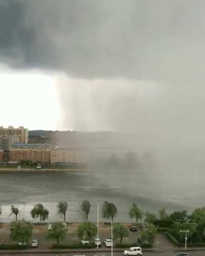 ? Edge of a rain storm