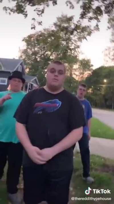 Redditors when you say Big Chungus isn't funny