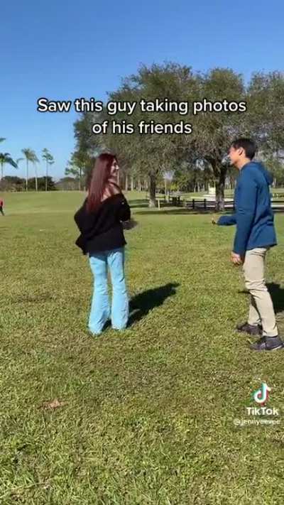Photobombed ?