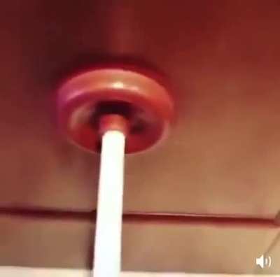 I just like the video. Very original and high quality ??????