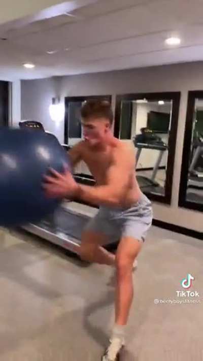 A regular day at the gym