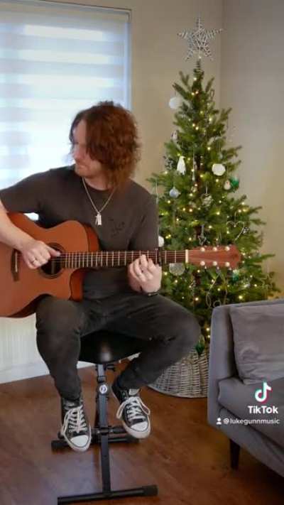 Most popular Xmas song of all time played Fingerstyle?