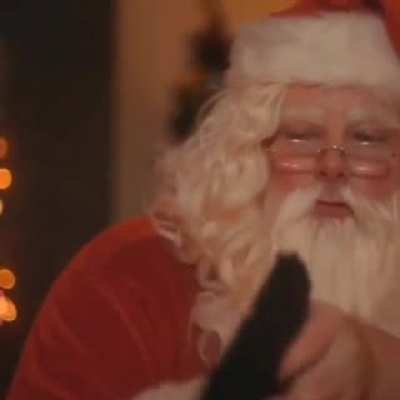 Girl meets Santa Claus!