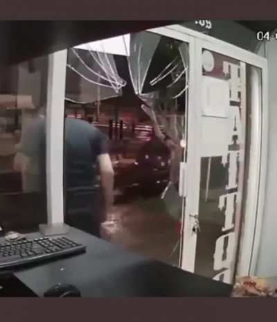 whoever washed those windows needs a raise!