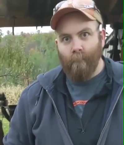 His face is when he opens the knife