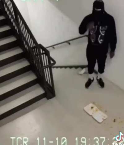 Damn that sucks