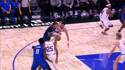 [Highlight] Chuma Okeke puts Devin Booker on skates and finishes at the rim