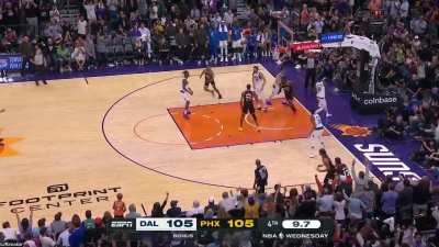 [Highlight] Damion Lee ices the season opener for the Phoenix Suns with a off balance shot