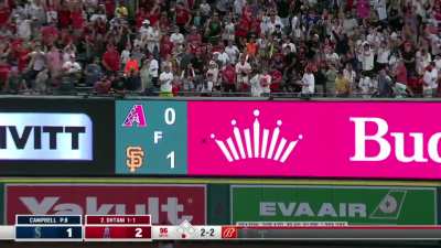 [Highlight] Ohtani hits home run #40 after pitching 4 scoreless innings tonight!