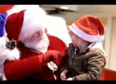 Santa speaks universal language ?
