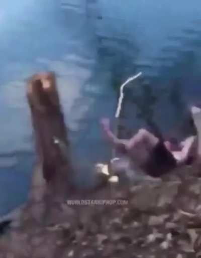 Jump swing fvckry results in face plant (get it... face plant ?)