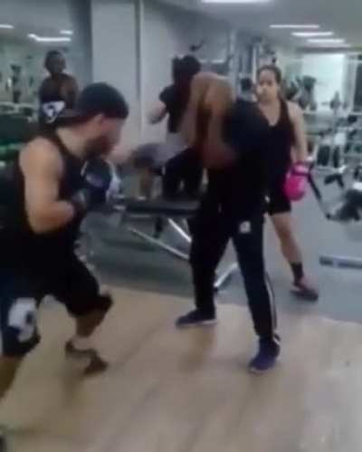 To show the coach up